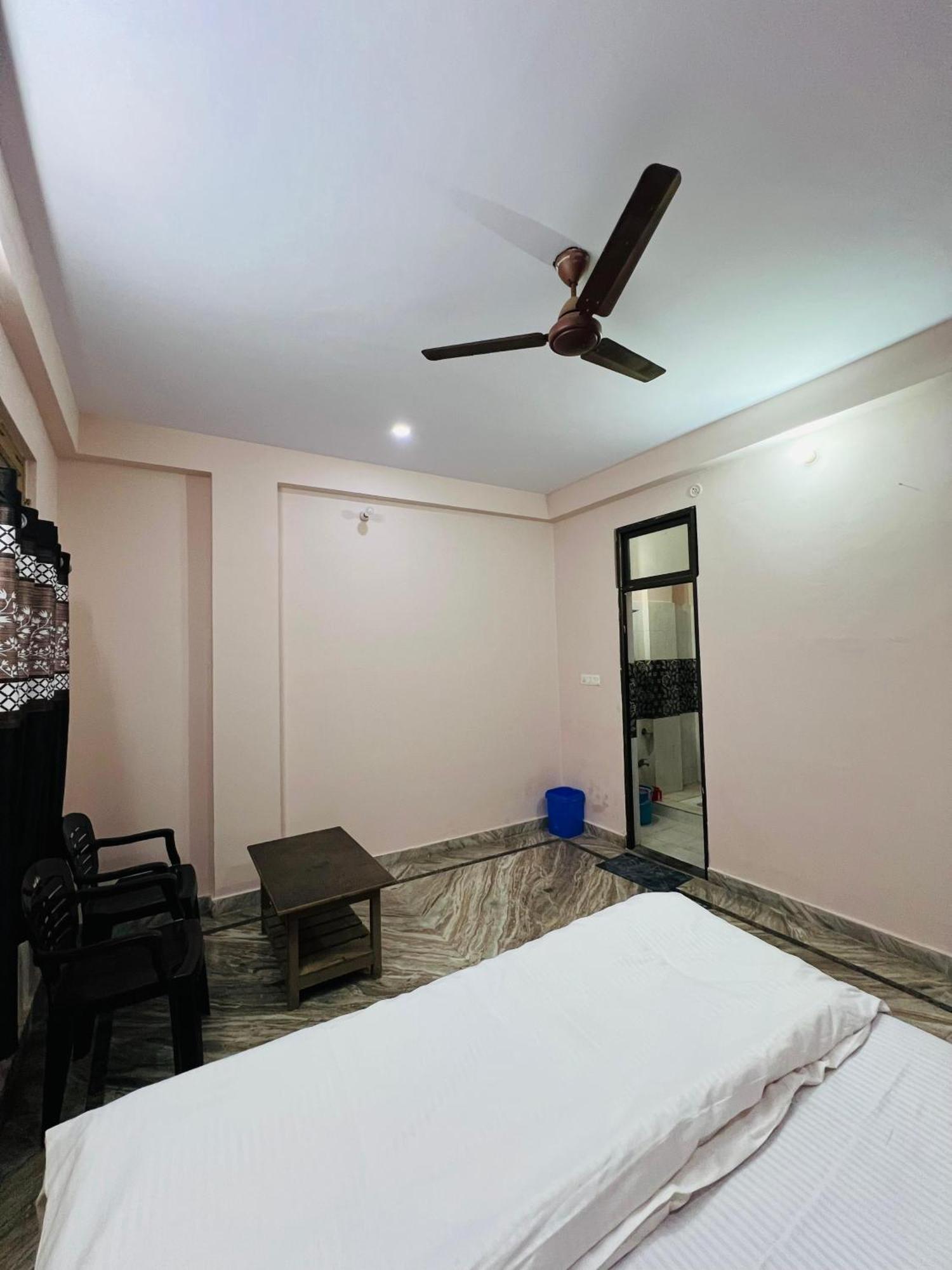 Annapurna Homestays Варанаси Экстерьер фото