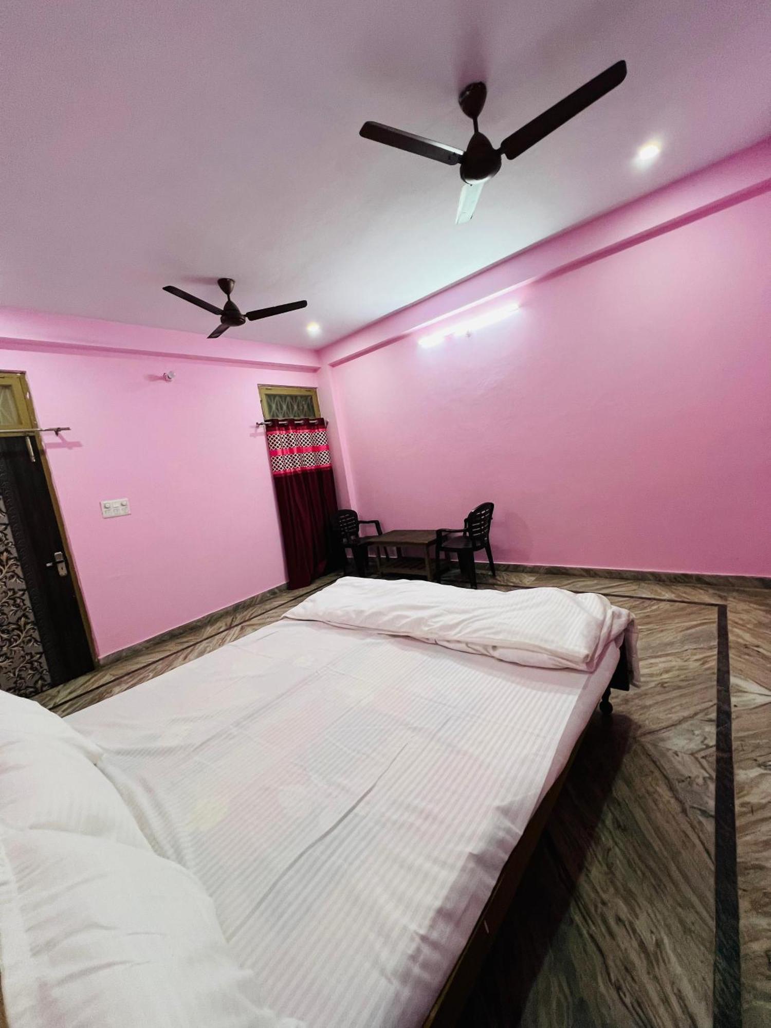 Annapurna Homestays Варанаси Экстерьер фото