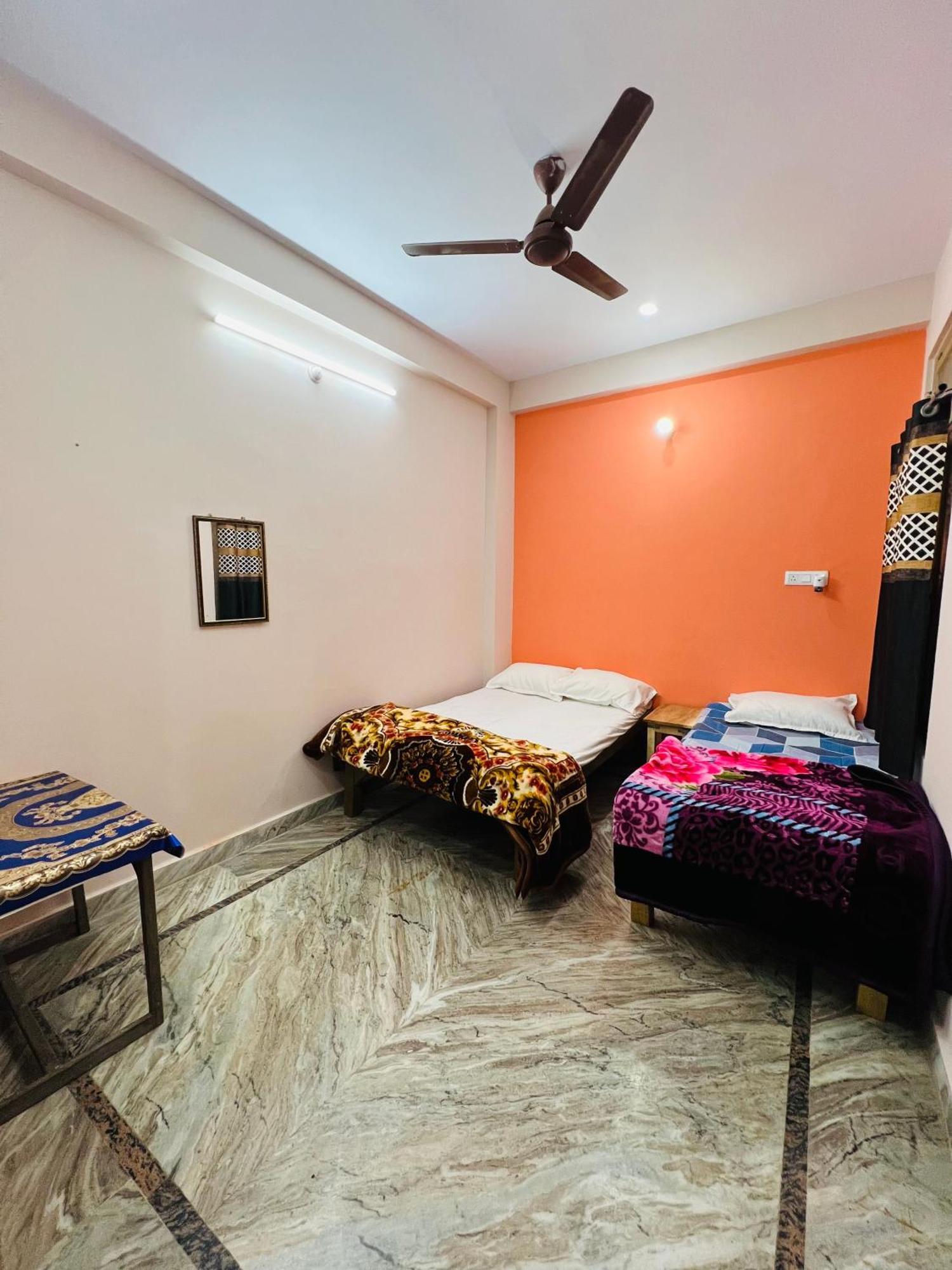 Annapurna Homestays Варанаси Экстерьер фото