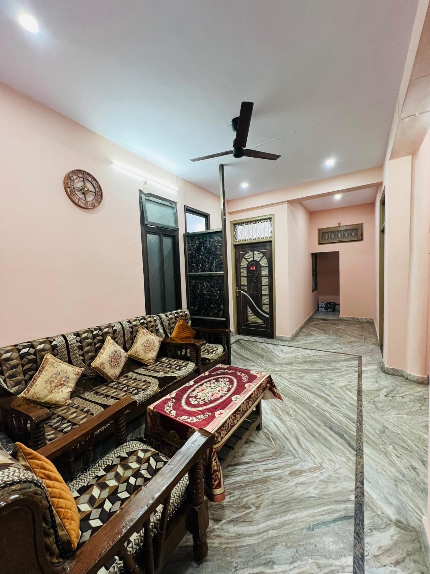 Annapurna Homestays Варанаси Экстерьер фото